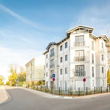 Apartment Quartier Eichenweg 4 *