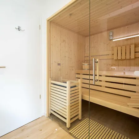 Quartier Eichenweg 4 * Neuhof (Heringsdorf)